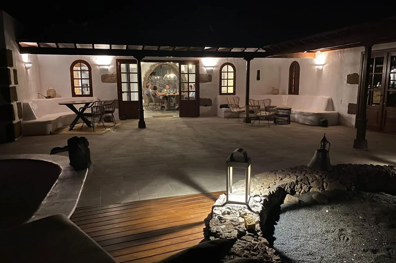 Finca Vista Horizonte - Luxuriously Equipped Villa With Incredible Views Tías
