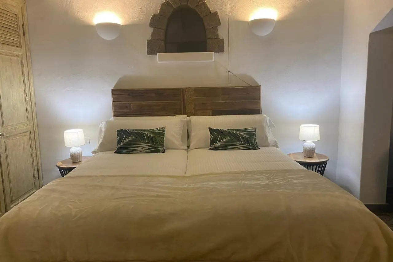 Finca Vista Horizonte - Luxuriously Equipped Villa With Incredible Views Tías 0*,  España