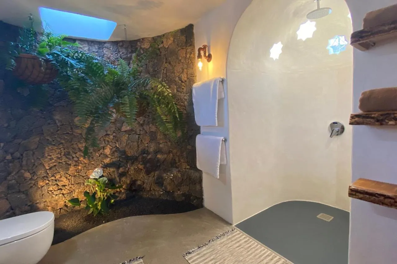 Finca Vista Horizonte - Luxuriously Equipped Villa With Incredible Views Tías 0*,  España